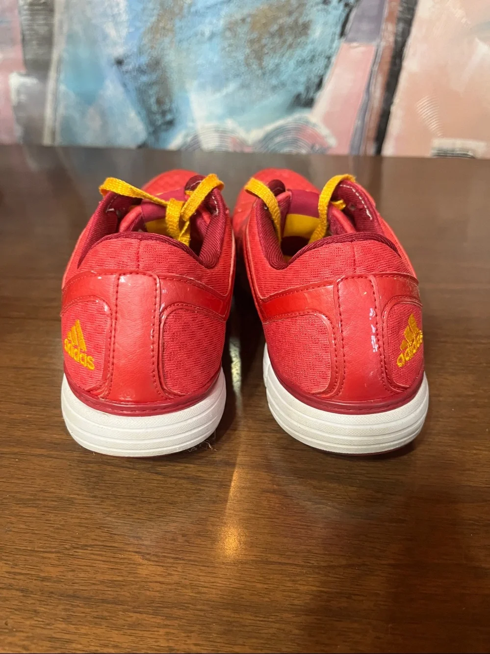 Adidas pink size 9 tennis shoes women 3027
